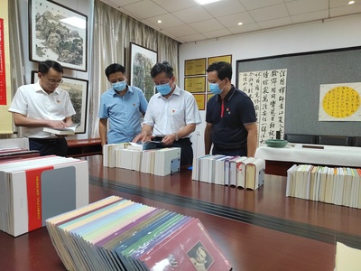 瞿海:奮力開創(chuàng)文藝事業(yè)繁榮發(fā)展新局面